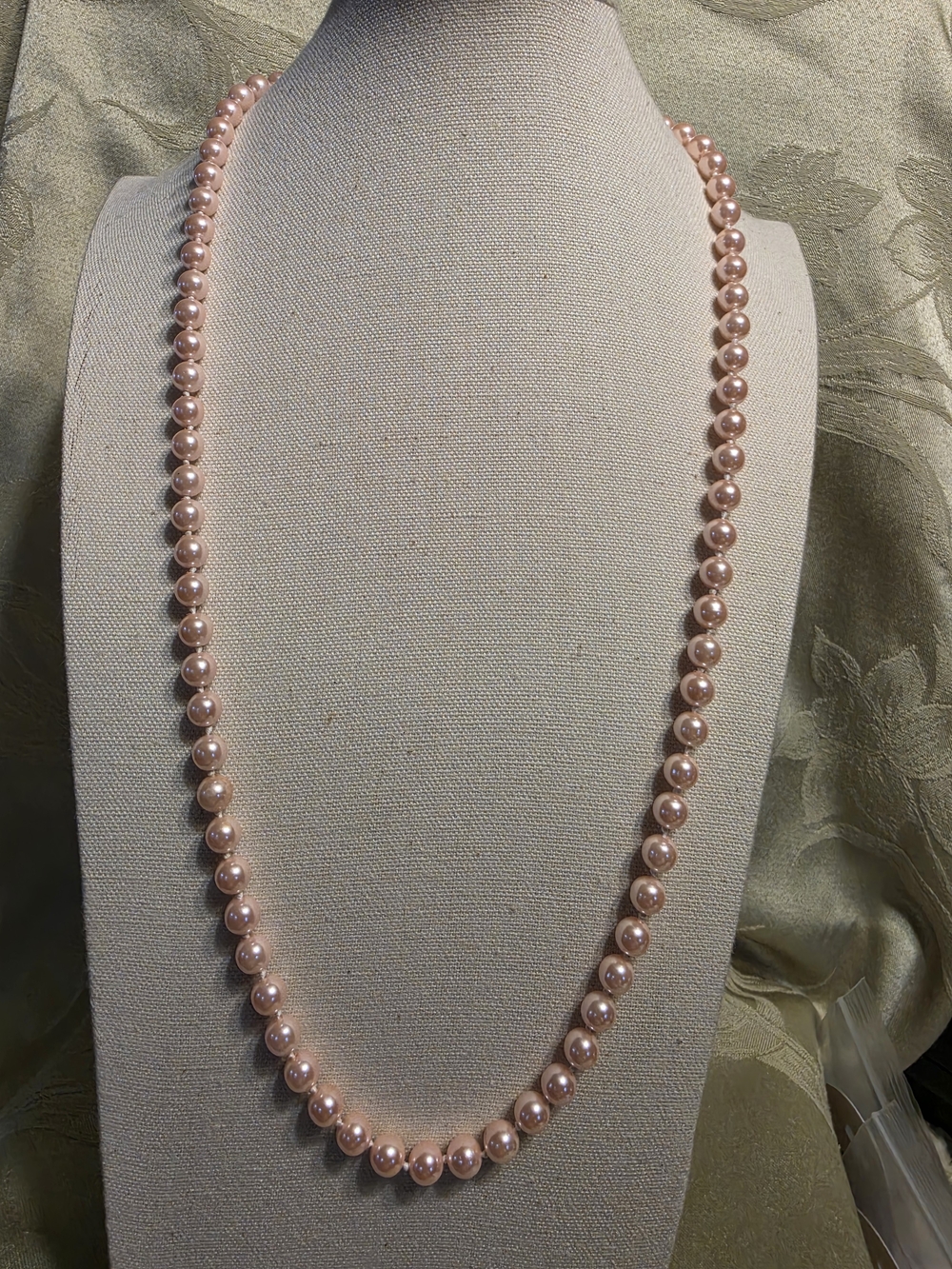 #1218 Classic Pink Faux Pearl Necklace